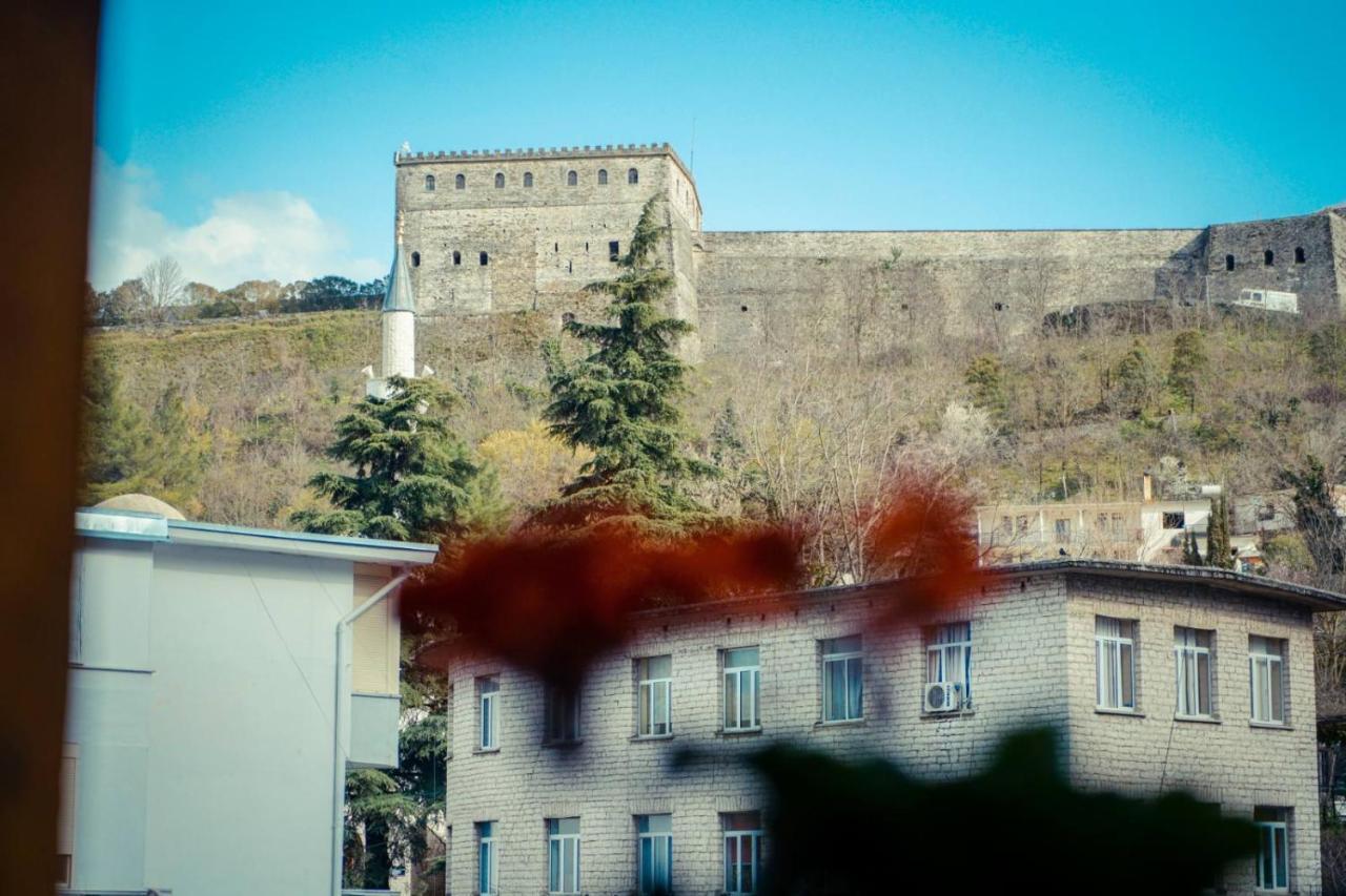 Hotel Domino Gjirokastër Exteriör bild