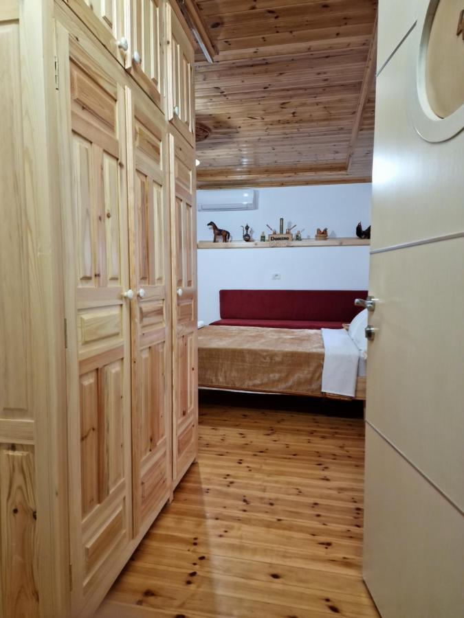 Hotel Domino Gjirokastër Exteriör bild